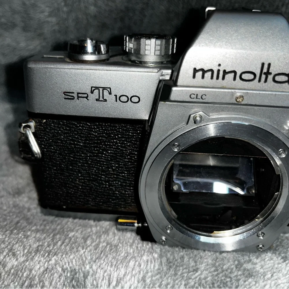 Vintage Silver Minolta SRT100 35mm SLR Camera Body Used Good For Parts